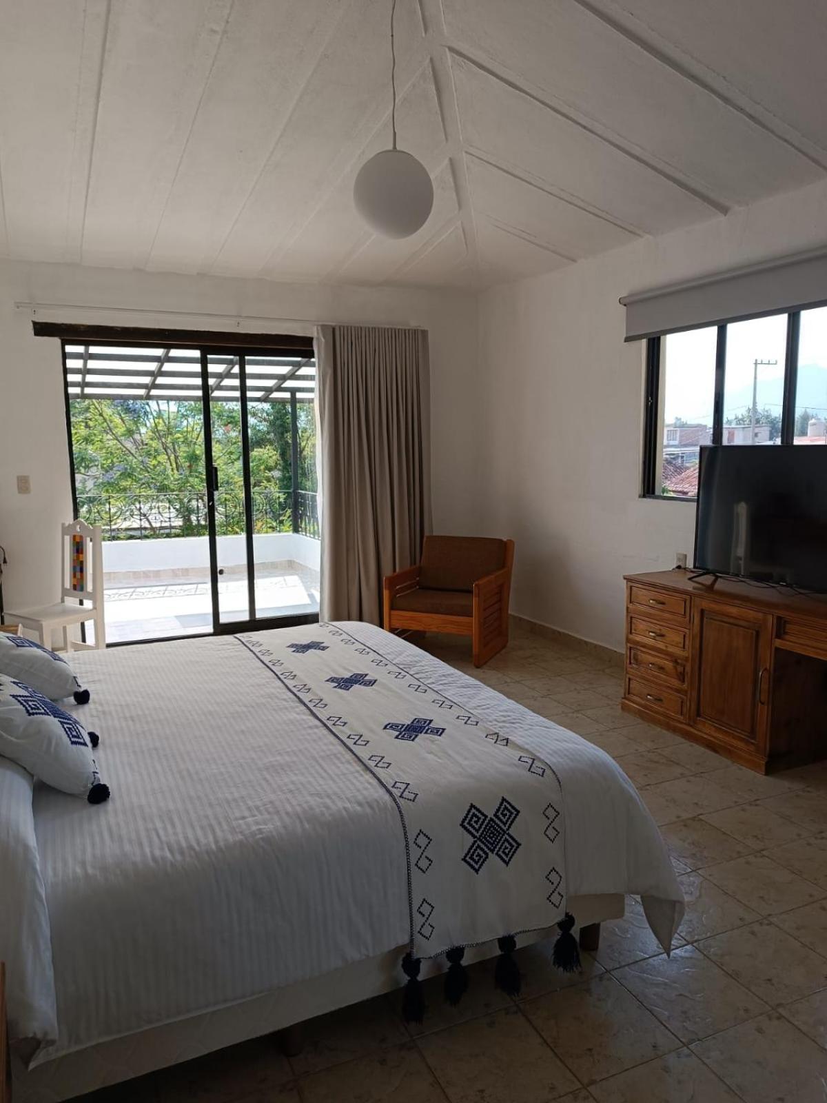 Hotel Ocho Barrios San Cristóbal de Las Casas Dış mekan fotoğraf